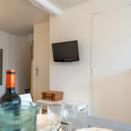 Appartement Vue Sur La Baie Dans Le Quartier Des Marins *