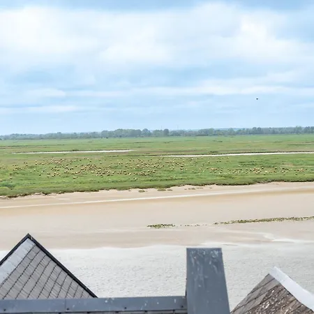 Appartement Vue Sur La Baie Dans Le Quartier Des Marins *
