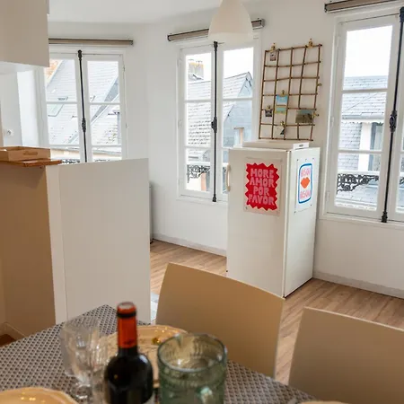 Appartement Vue Sur La Baie Dans Le Quartier Des Marins